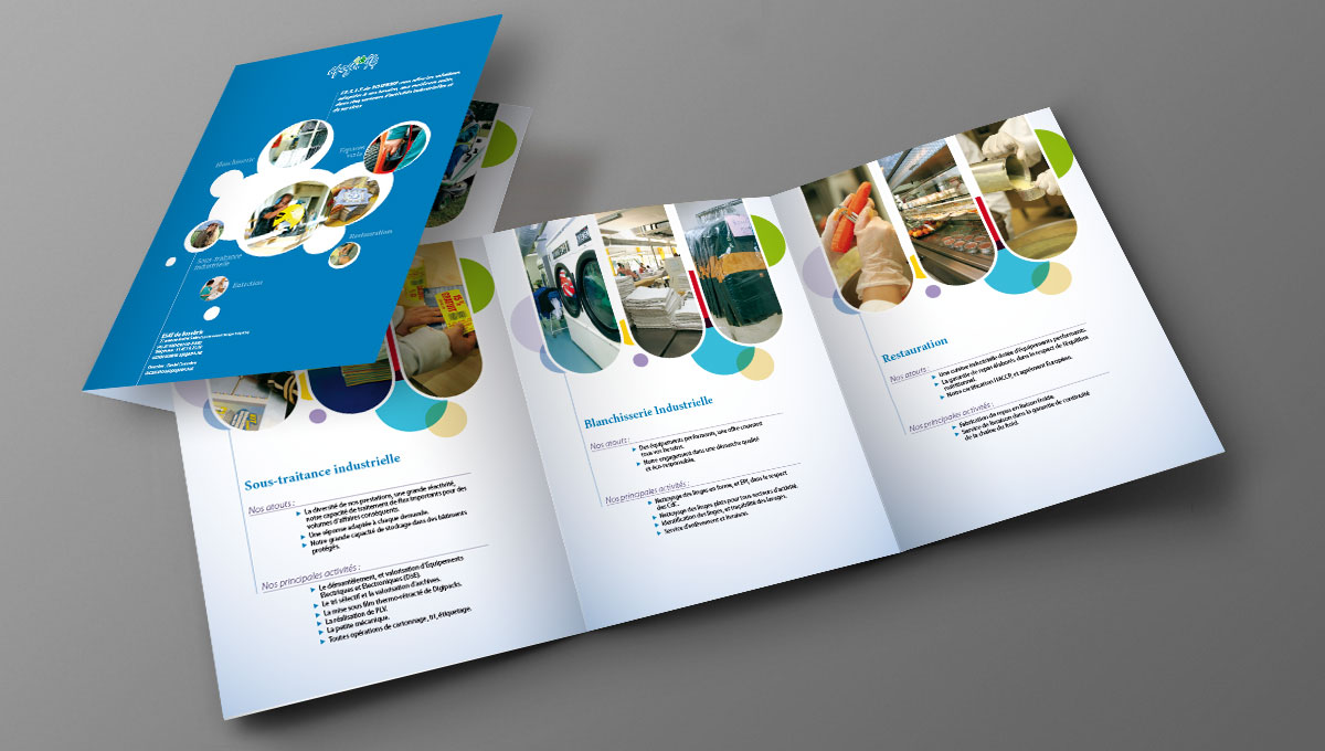 Infographiste indépendant, création et mise en page de plaquettes commerciales dépliant 3 volets association